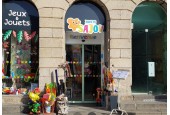 Magasin de jouets SAJOU